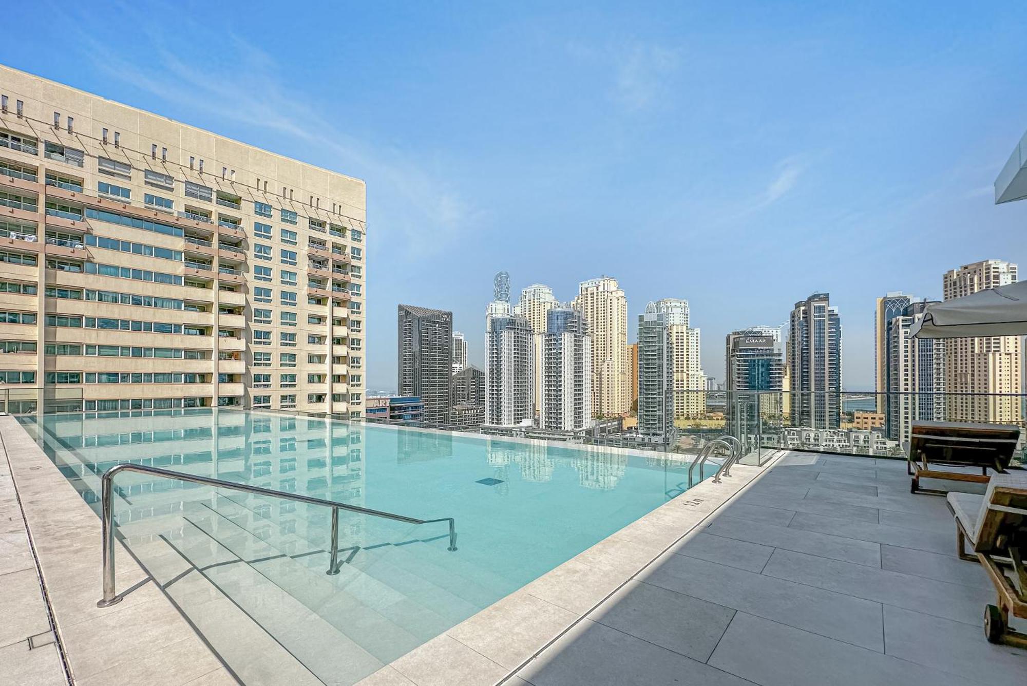 Apartmán Modern 2Br High Floor Haven In Vida Dubai Marina Exteriér fotografie