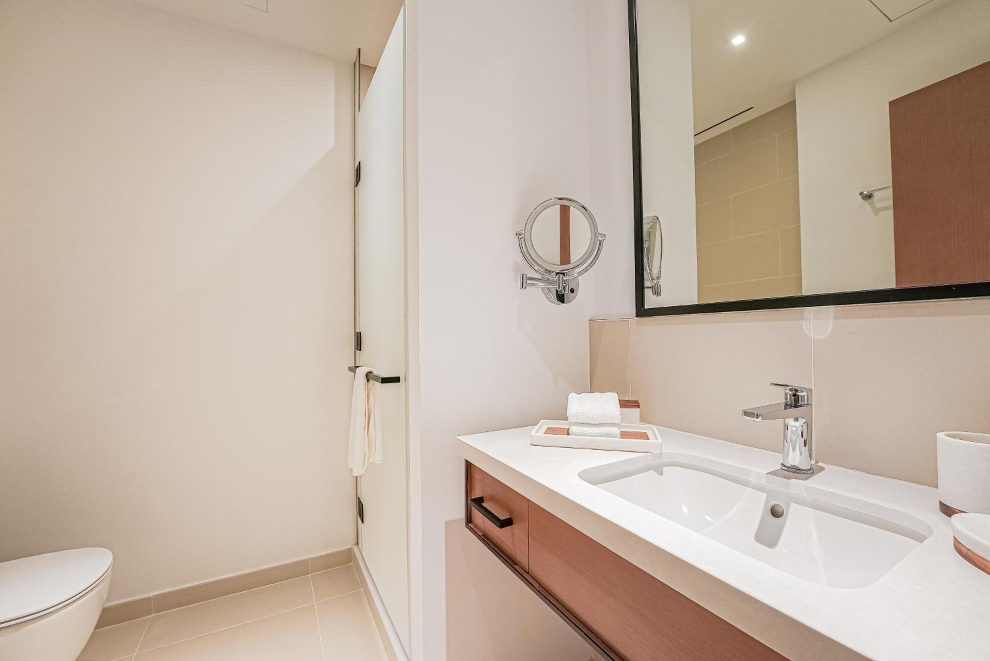 Apartmán Modern 2Br High Floor Haven In Vida Dubai Marina Exteriér fotografie